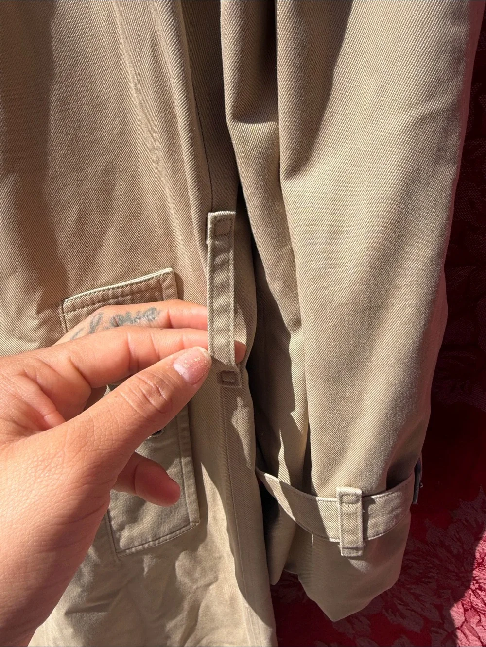 Burberrys trench coat - Picture 2 of 9